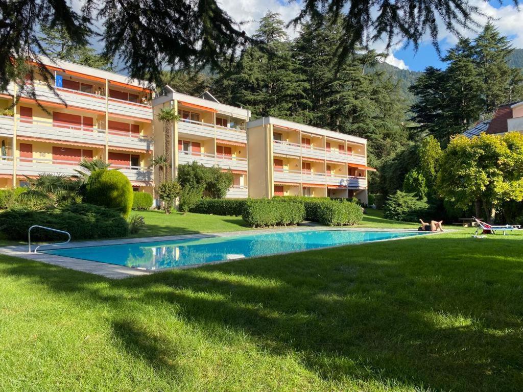 Garden Pool Apartment 梅拉诺 外观 照片